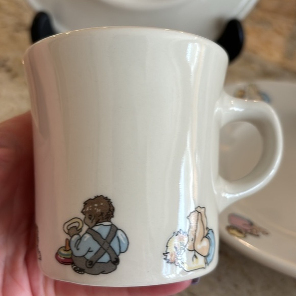 Fishs Eddy Child Plate Set - Picture 6 of 9